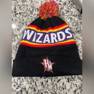 Harlem Wizards‎ Black Knit Beanie with PomPom, Fleece Lined